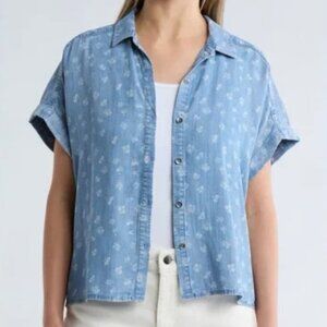 Splendid Short Sleeve Button Up Blouse